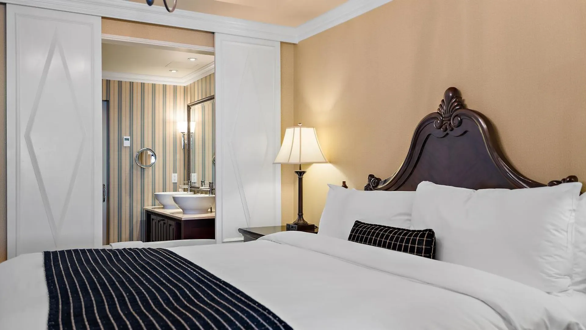 Oak Bay Beach Hotel (Adults Only) Victoria